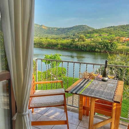 Temo River House Romantic Balcony And Peaceful Retreat In The Heart Of بوسا المظهر الخارجي الصورة