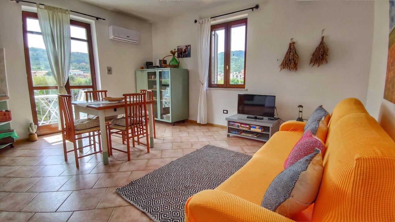 Temo River House Romantic Balcony And Peaceful Retreat In The Heart Of بوسا المظهر الخارجي الصورة
