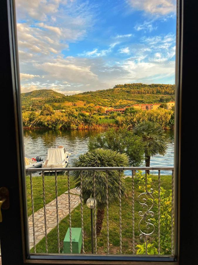 Temo River House Romantic Balcony And Peaceful Retreat In The Heart Of بوسا المظهر الخارجي الصورة