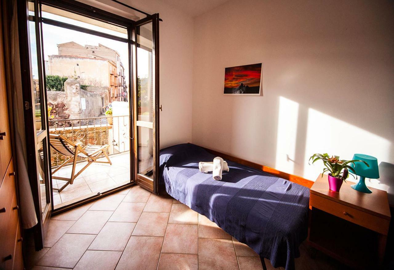 Temo River House Romantic Balcony And Peaceful Retreat In The Heart Of بوسا المظهر الخارجي الصورة